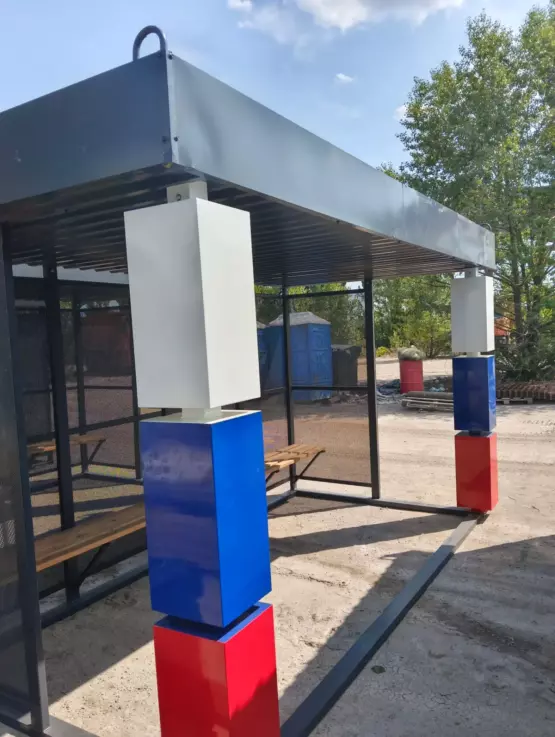 Остановочный Павильон В3 (с Российским триколором).